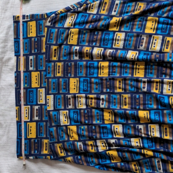 LuLaRoe Flared Skirt - Picture 4 of 5